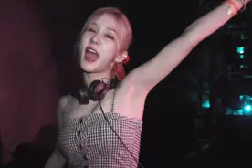网络DJ热歌-《八戒》我多想回到高老庄 看看我的新娘！视频封面