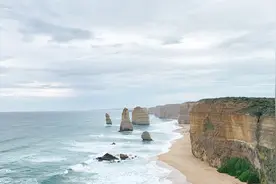 实拍墨尔本十二门徒石，澳大利亚著名地标，正在消失的独特风景视频封面