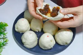 70后小时候的味道，红枣豆馅包，肉妈发现小白菜好吃的做法视频封面