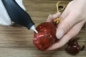 盘手把件该注意什么？这几点好好看看，别再傻傻乱搓了！视频封面