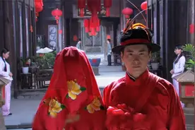 在妹妹婚礼上，姐姐突然肚子疼痛难忍视频封面