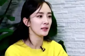 杨幂大方公开生命中的第二个男人：追他有十几年了！没想到竟是他视频封面