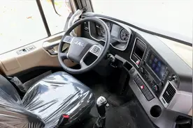 内饰神似K7，自带220V电源，江淮格尔发A5X载货车底盘只要17万视频封面