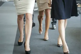 两条腿不一样长？长短腿分真性不等长与假性不等长。视频封面