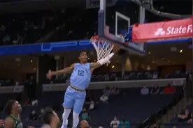 NBA今日十佳球：就离谱！莫兰特空接天外飞仙，沃尔360°空中体操视频封面