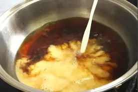 奶茶最简单做法，比例配方全告诉你，有糖茶奶就能做，比买的好喝