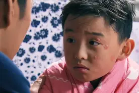 喜临门：未婚妻逼婚送走养子，养子逃跑被咬一脸包，父亲心疼流泪视频封面