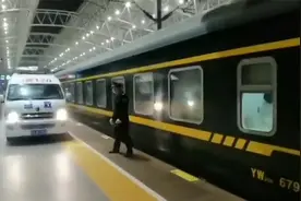 旅客突发疾病四肢无法动弹，列车大提速抢出救命9分钟视频封面