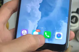 手机修改一下这个设置，来电话会自动报出对方名字，非常实用！视频封面