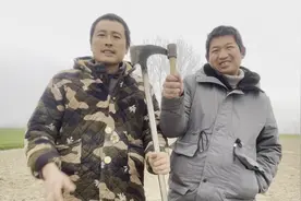 农村野外天寒地冷，好多野鸡野兔没法生存，把它们全请我家里过年视频封面