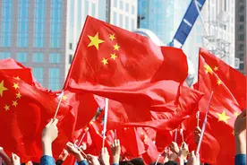 中国比以往任何时候都更自信！四天内三次惊叹，德媒对华赞不绝口视频封面