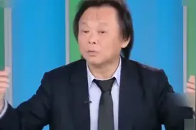 台湾名嘴造谣大陆穷酸，说到一半主持人笑场了，场面非常尴尬视频封面