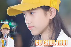 小姐现场演唱最近很火的《哒哒哒》，动听的旋律，爱了爱了~