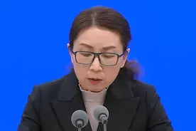 去年12月8日至今年1月12日，我国在院新冠感染相关死亡59938例