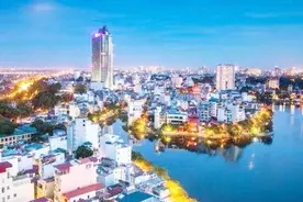 距离中国最近的邻国，火车汽车能直达，200元就能出国游视频封面