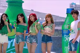 BLACKPINK 一同出席雪碧夏日活动！绿色衣服都绝美清新视频封面