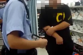 男孩给家里打工，因工资与父亲争吵报警：和你爸算钱，还得起吗？视频封面
