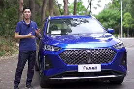 最低油耗4.7L/100km 越堵车越省油！技术不虚两田的国产SUV神了！视频封面