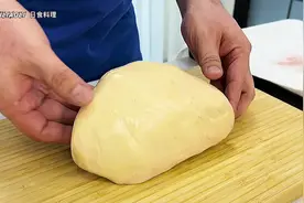 1公斤的大鹅肝真是又肥又香！香煎完毕每次都要做鹅肝饭大饱口福视频封面