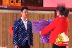 喜剧：王迅和谢娜飙四川话，俩人真是自带笑点，站那就是个包袱！