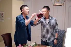那些逃不过的拉菲梗，所有的红酒都叫拉菲，而且必须都是82年的视频封面