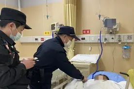 不堪重负！女孩需养三个弟妹欲轻生：父母离异，十几岁就出来打工视频封面