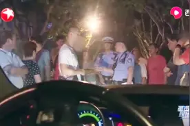 男子深夜拦截前妻现任车辆：我已经三年没见女儿了视频封面