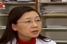 “睡神”一觉能睡60天，持续了25年，医生检查却说一切正常视频封面