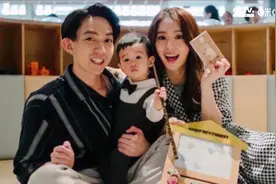 林宥嘉宣布老婆丁文琪怀二胎，性别竟被新歌《少女》MV结尾神预言视频封面