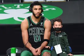 NBA今日最佳球员：扛起球队！塔图姆狂砍44分10篮板3助攻2抢断视频封面