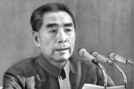 在黄埔的讲堂上，周恩来的人格魅力令人敬佩，胡宗南很敬重他视频封面