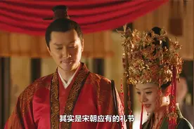 为啥明兰穿“绿衣”出嫁？真相道破：这代表着她在夫家的地位视频封面