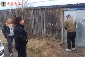 5月20号下大雪，房子1万元一套带小院，大海第一批客户来看房了视频封面