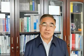 “人民英雄”张伯礼讲述抗疫故事 激励学子争做“2035年生力军”视频封面