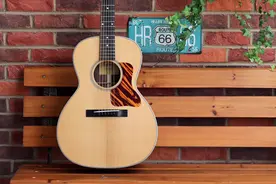 我是女生，漂亮的女生！Eastman E20 OOSSTC吉他评测视频封面