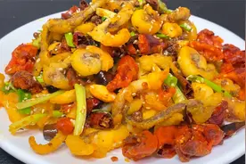 年夜饭给家人露一手，香辣鱿鱼须的做法，香辣脆爽，做法简单易学视频封面