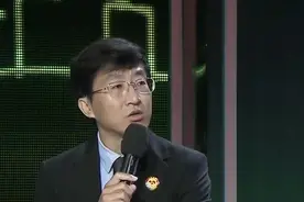 大姐不满道，至今都还没见过房本，被弟弟攥着不让看丨第三调解室视频封面