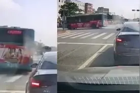 深圳龙岗大道，一辆公交车玩漂移，秋名山来的？视频封面