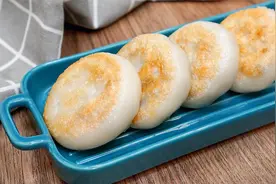 客家糯米饼：传统做法简单易学，咸香软糯馅料足，好吃不油腻！视频封面