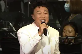 陈奕迅现场演唱经典励志歌，这两首歌太适合现在了视频封面