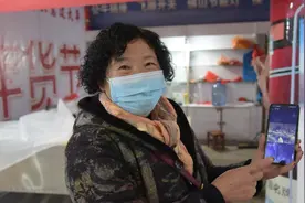 农村大嫂卖杂交野猪肉，一年零7个月才出栏，只为吃口好肉视频封面