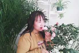 茶花中的“香妃”，一朵香满屋，新手轻松养好它视频封面