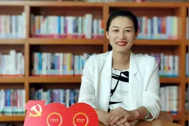 奥运冠军李娜产子，奋战解说一线为中国加油，一家三口幸福美满视频封面