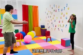 小女孩不想写作业,妈妈会怎么做呢！视频封面