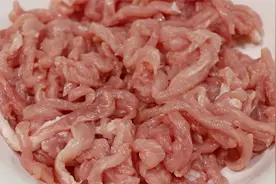 炒肉丝不要直接下锅炒，教你正确做法，肉丝嫩滑不粘锅，赶紧收藏视频封面