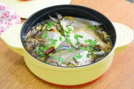 不用油煎油炸的炖平鱼，15分钟出锅肉嫩汤鲜视频封面