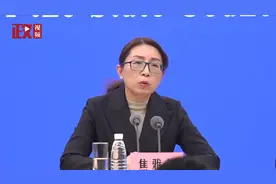 发热门诊排很长的队伍，怎么解决？卫健委回应视频封面