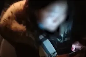 女子坚持行李箱放后座被拒载，怒怼司机：信不信把你赶出北京视频封面