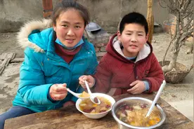 天气干燥容易咳嗽，煮一锅金桔雪梨汤，化痰润肺孩子爱喝视频封面