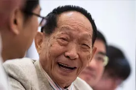 袁隆平神乎其神的一生：从红薯王，摇身一变水稻之父（一）视频封面